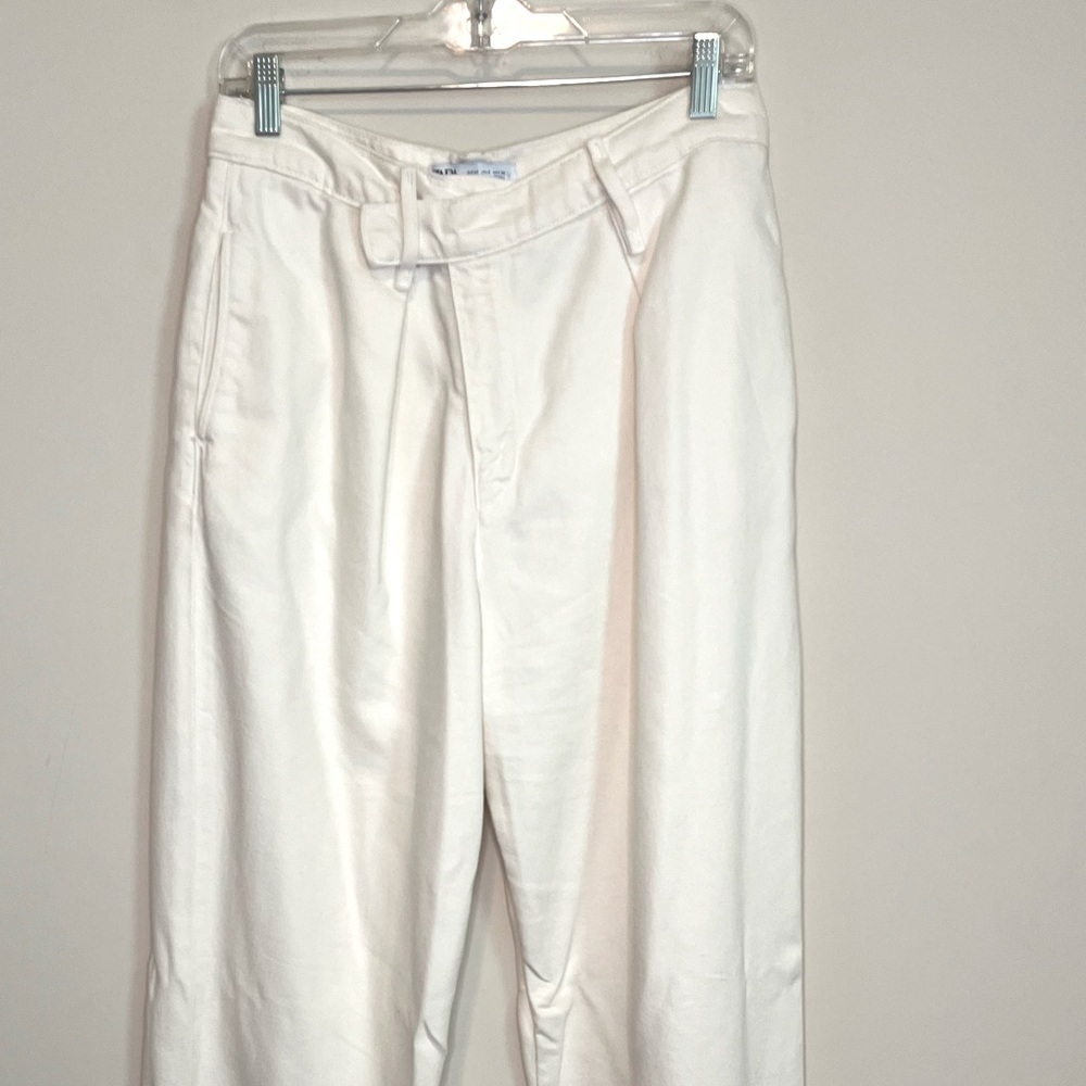 Zara Asymmetrical High Waisted Jeans Size 8 - Picture 4 of 16